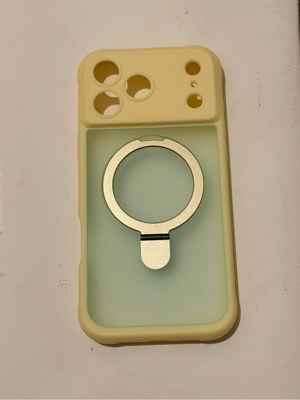 Silicone Dual-Tone Phone Case with Metal Ring Stand - Cream & Light Green